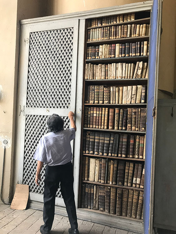 A székesegyházban őrzött örmény könyvtár
