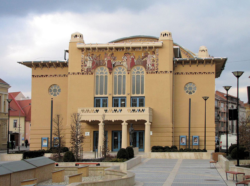 Sopron, Petőfi Színház. Medgyaszay István tervei alapján, 1909-ben épült.