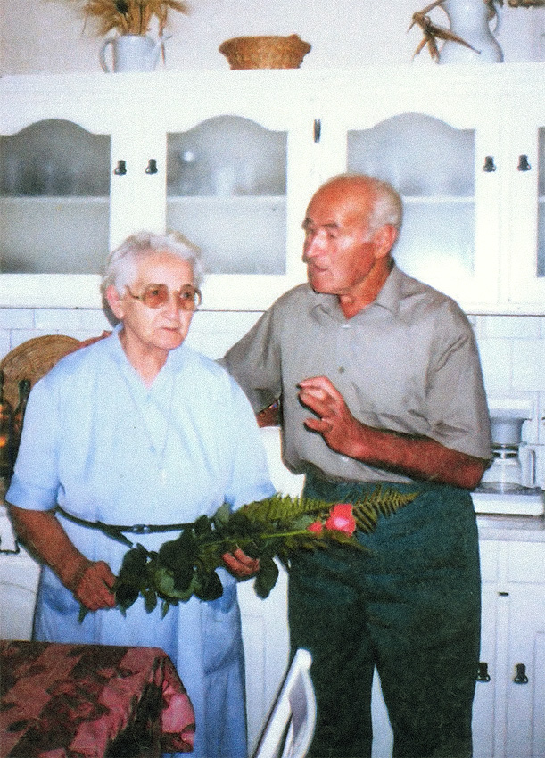 József testvérével, Olaszfa, 2002