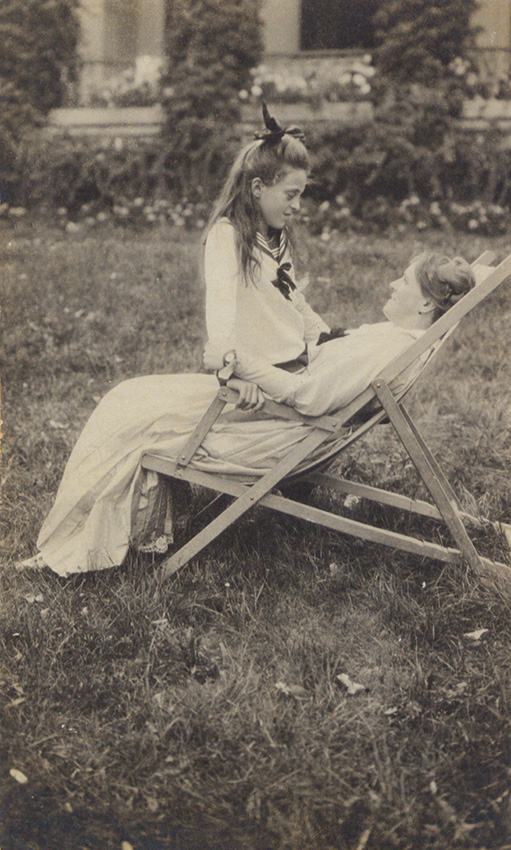 Edith édesanyjával 1919