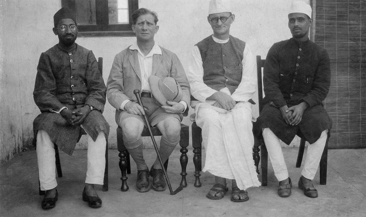 Germanus Gyula, Sa’d Ausari, Said és Mr. Tucker, Delhi, 1930. Forrás: Magyar Földrajzi Múzeum, l. sz.: 3810-91.